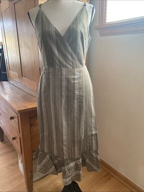NWT Sleeveless Striped Linen/Cotton V-Neck Midi Dress Wrap in Sage